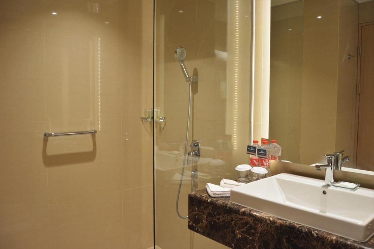 Hotel Santika Gresik المظهر الخارجي الصورة