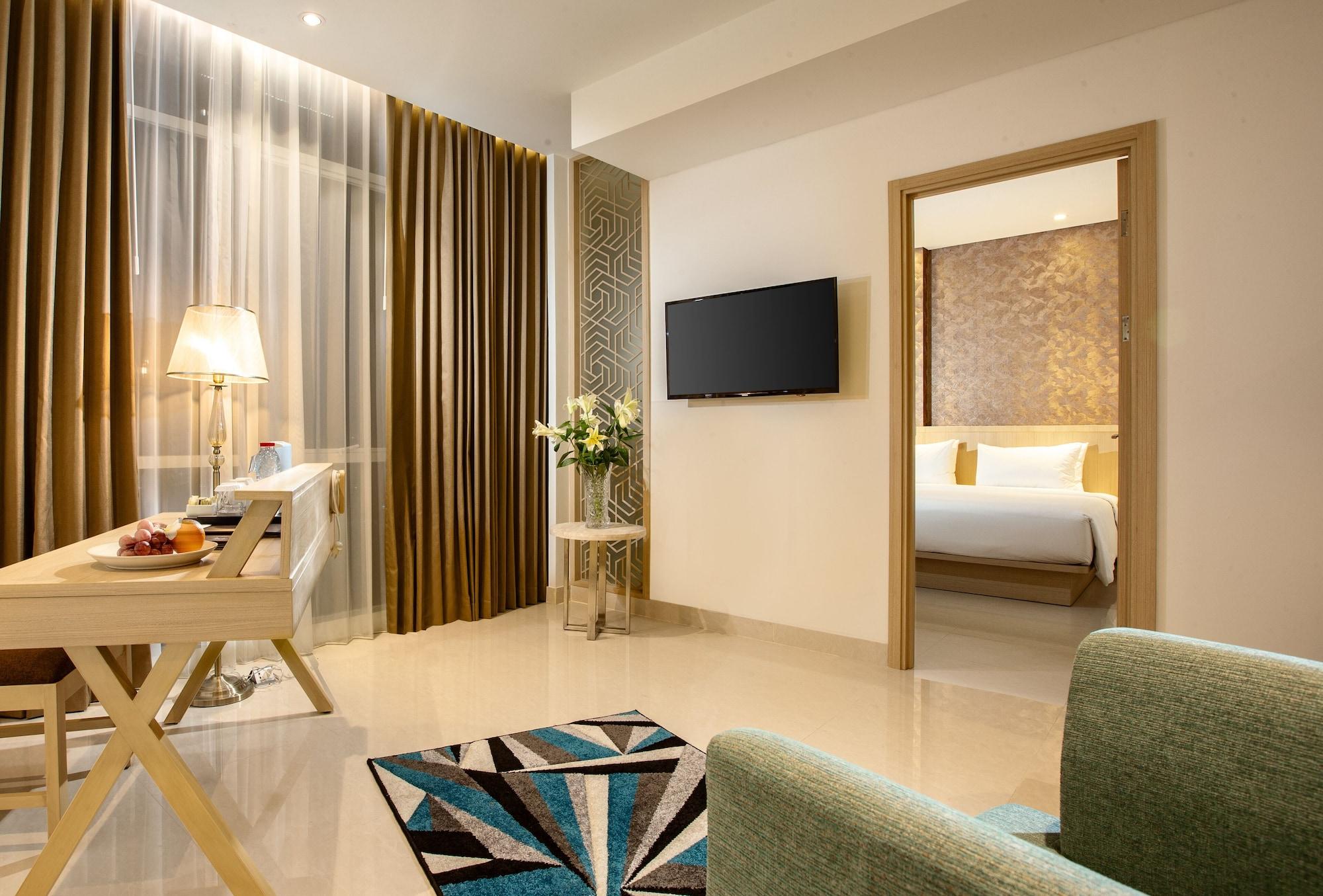 Hotel Santika Gresik المظهر الخارجي الصورة