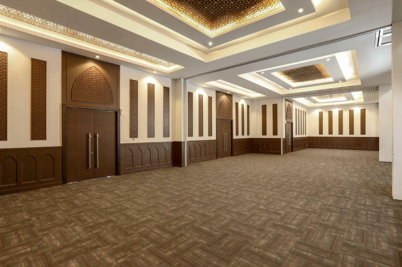 Hotel Santika Gresik المظهر الخارجي الصورة