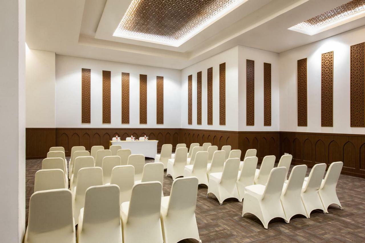 Hotel Santika Gresik المظهر الخارجي الصورة